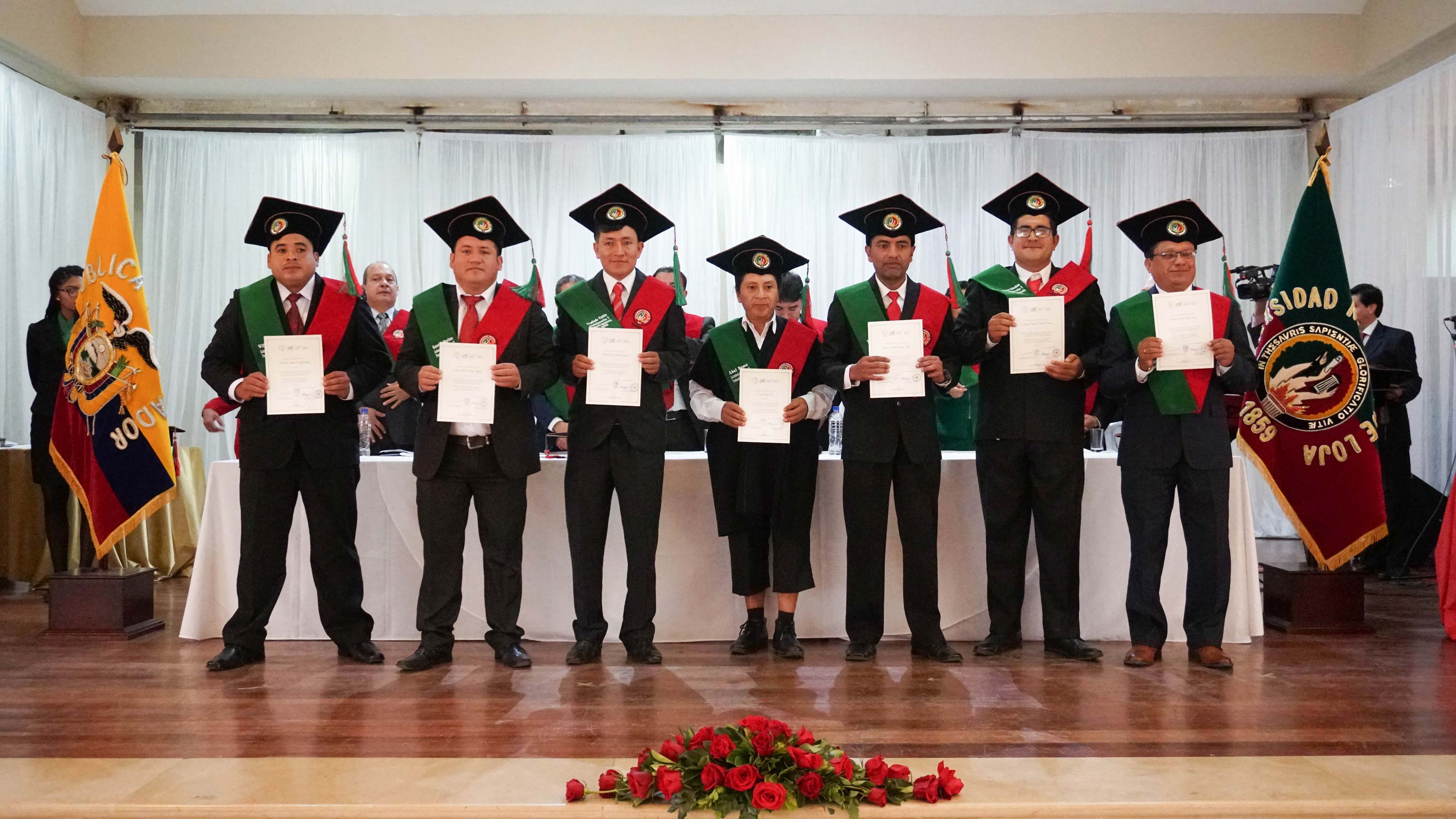La UED gradúa a 132 profesionales de tercer nivel